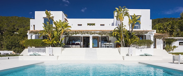 Large luxury villa in Ibiza with private pool