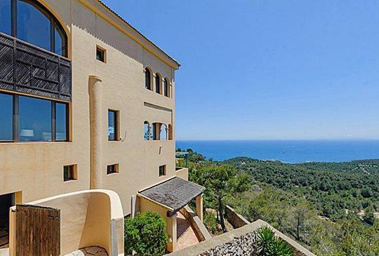 Big Ibiza villa in Jesús just 5 mins drive from Talamanca Beach