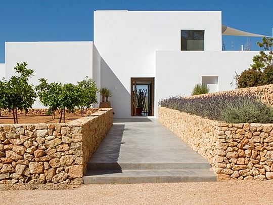 Beautiful Ibiza villa to rent near Benirras Beach