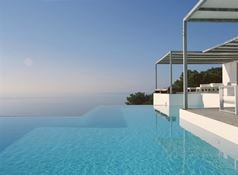 Modern villa in Ibiza for 12 people