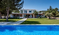 Stunning Ibiza villa just a short walk to Cala Bassa Beach Club