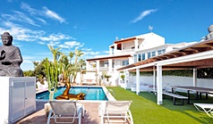 20 person villa Ibiza