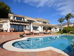Luxury villa holidays in Spain