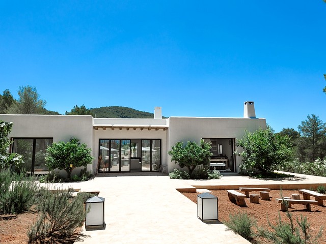 Exclusive villa for rent in North Ibiza