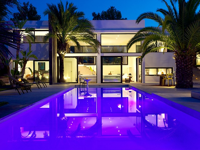 Ultra-modern Ibiza villa for rent near Cala Bassa beach