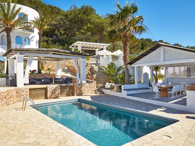 luxury private villa in ibiza to rent