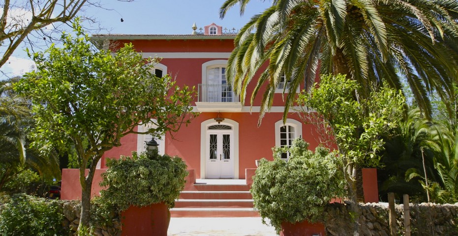 A stunning Ibiza villa rental in Santa Gertrudis