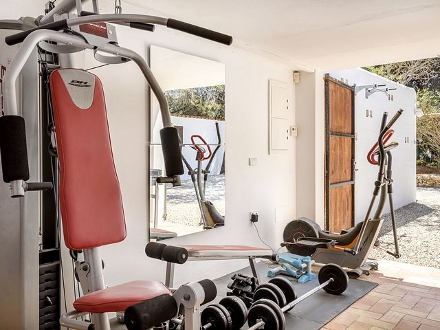 ibiza villa with gym for rent