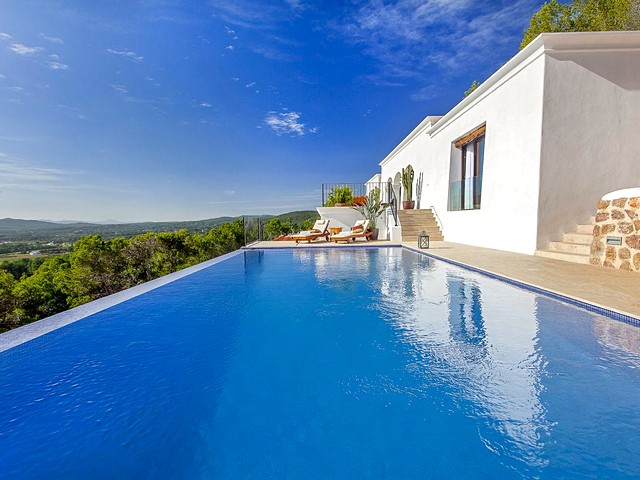 Private villa in Ibiza with pool