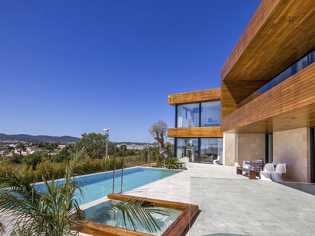 exclusive vacation villa in ibiza