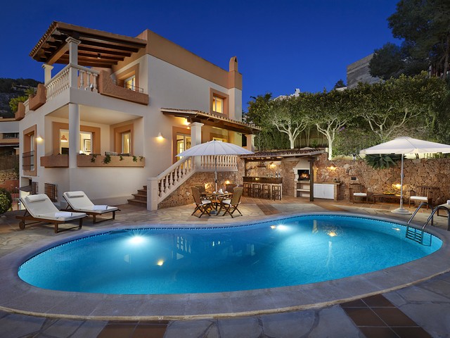 ibiza villa by night