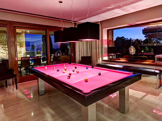 pool table