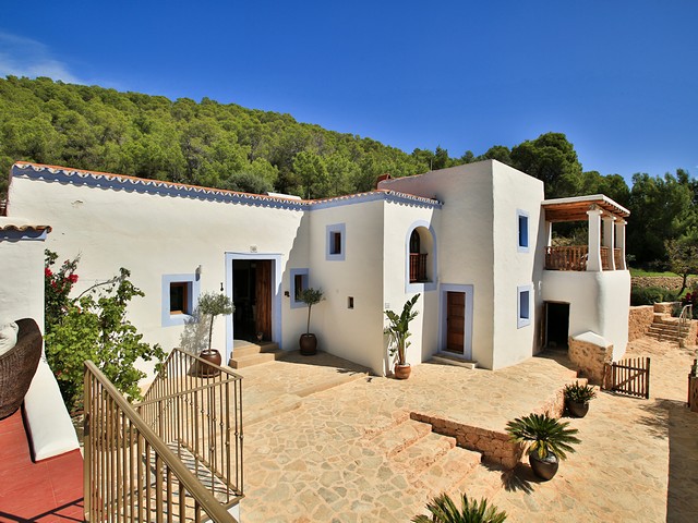 beautiful ibiza finca rental