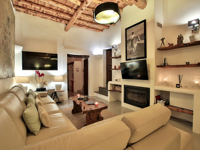 living room in finca 2