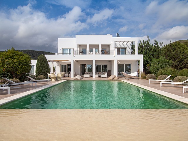 Luxury villa for rent in Ibiza