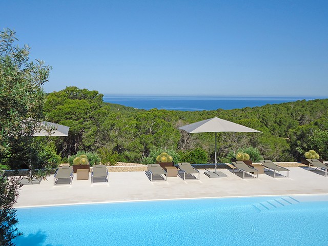 amazing sea view from pool