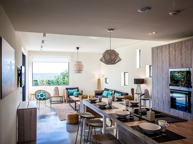 inside the villa 4