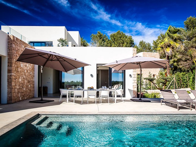 The villa and pool