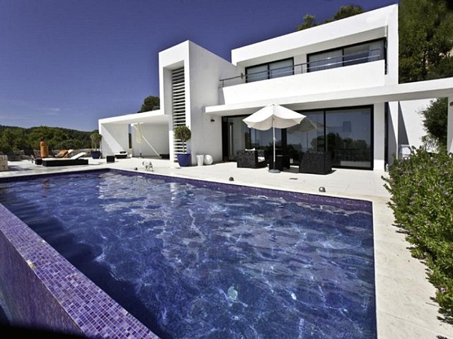 Very stylish 6 bedroom villa for rent in Santa Eulalia del Rio, Ibiza